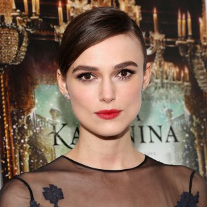 keira-knightly-thick-eyebrows