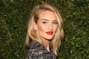 gallery-1453375293-rhw-chanel-and-charles-finch
