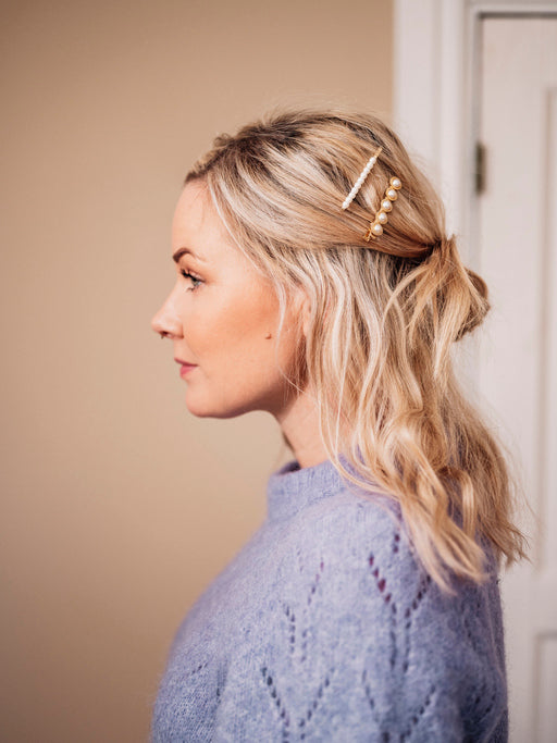Easy Holiday Hair Tutorial Perfect For Any Holiday Party
